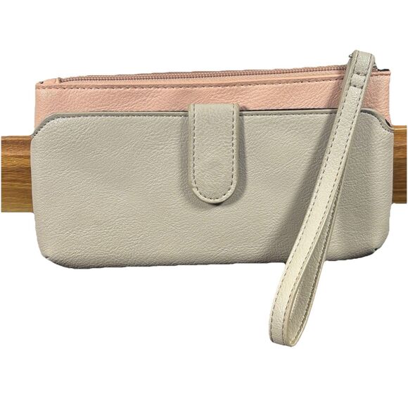 GUESS Pink Gray Wristlet Wallet Rhinestone Bow Zip Clutch Card Holder Organizer - Picture 2 of 9